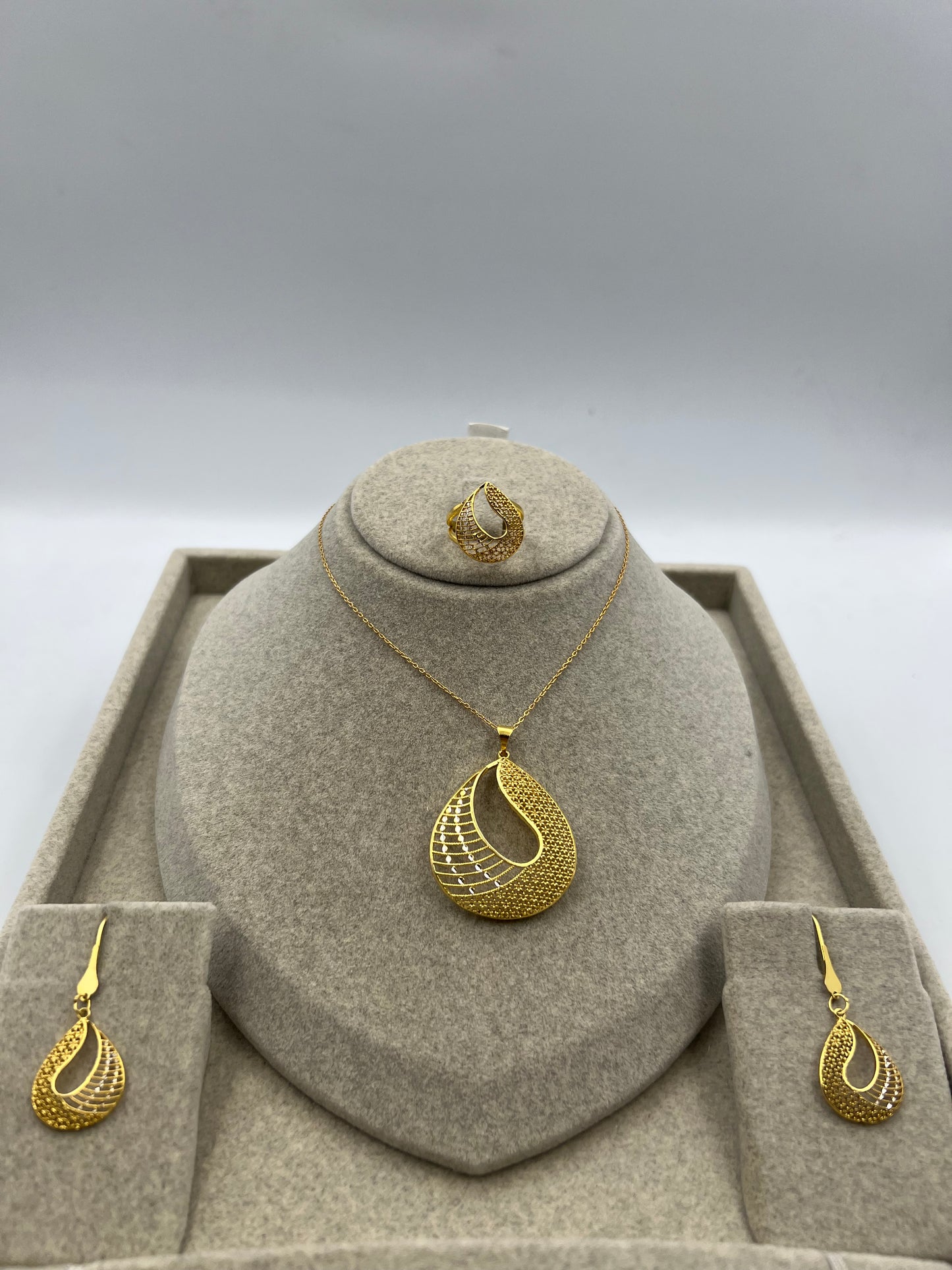 Parure A01 (Copie)