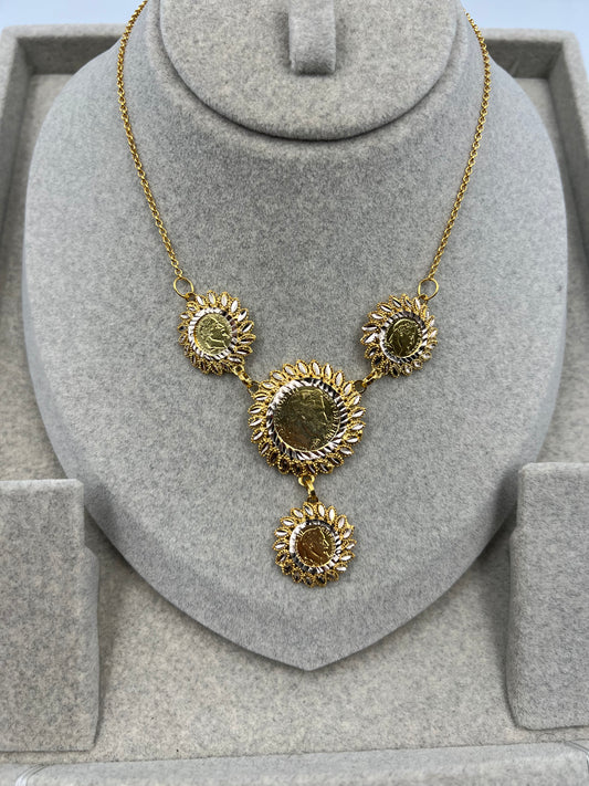 collier A10