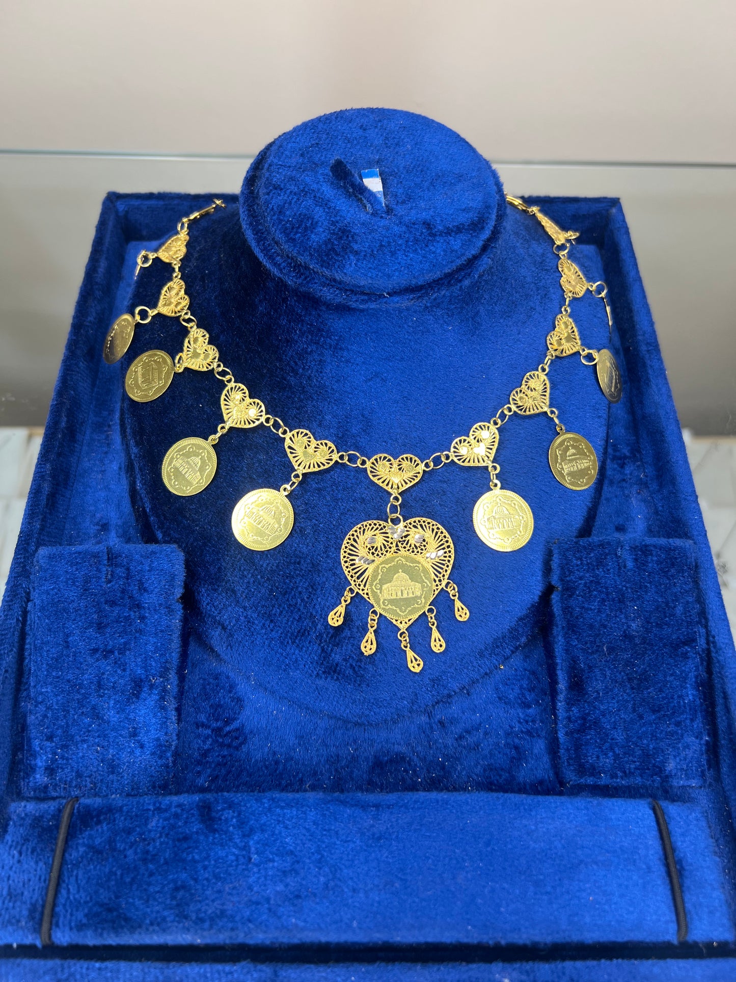 المدبح ) سلسال اللويز فضة مشللة بالذهب )